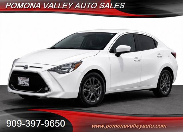 2019 Toyota Yaris LE FWD photo