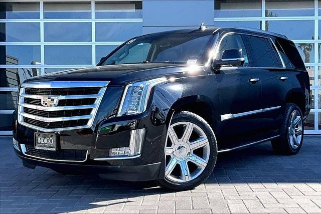 2019 Cadillac Escalade Luxury RWD photo