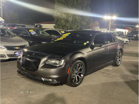 2018 Chrysler 300 300S RWD photo