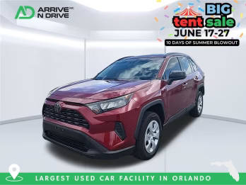 2019 Toyota RAV4 LE FWD photo