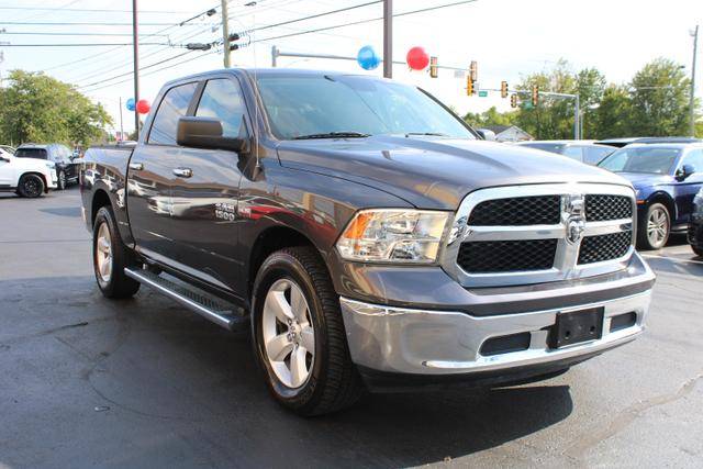 2018 Ram 1500 SLT 4WD photo