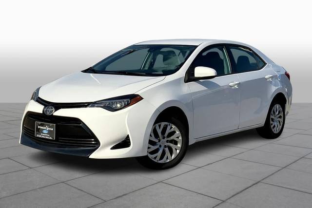 2018 Toyota Corolla LE FWD photo