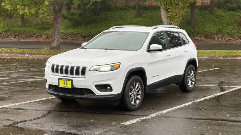 2019 Jeep Cherokee Latitude Plus 4WD photo
