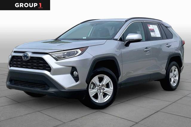 2019 Toyota RAV4 Hybrid XLE AWD photo