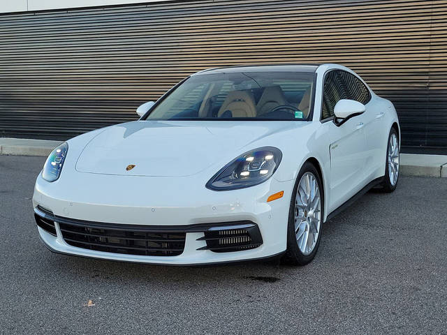 2019 Porsche Panamera 4 E-Hybrid AWD photo