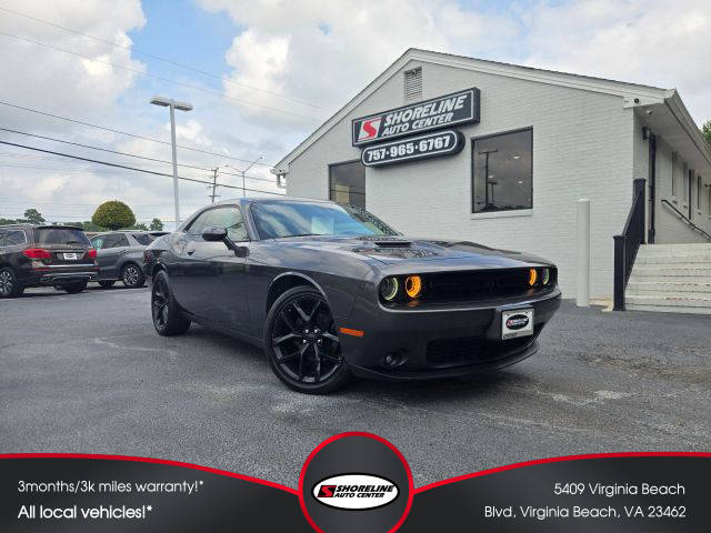 2019 Dodge Challenger SXT RWD photo