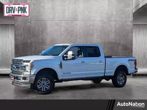 2019 Ford F-350 Super Duty LARIAT 4WD photo