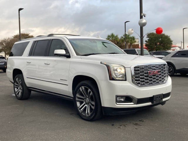 2020 GMC Yukon XL Denali 4WD photo