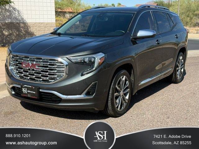 2020 GMC Terrain Denali FWD photo
