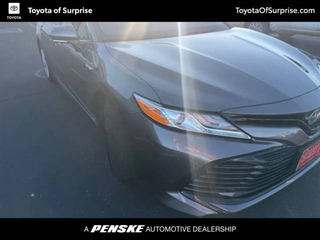 2019 Toyota Camry Hybrid XLE FWD photo