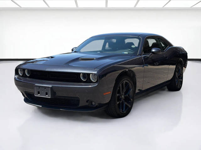 2019 Dodge Challenger SXT RWD photo