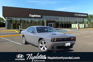 2019 Dodge Challenger SXT RWD photo