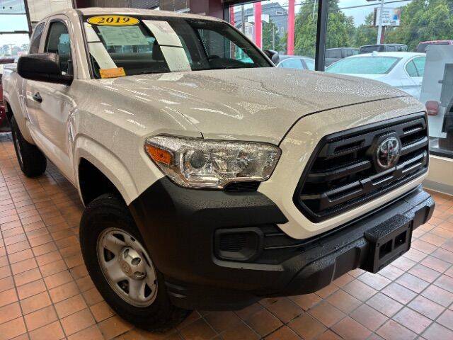 2019 Toyota Tacoma SR RWD photo