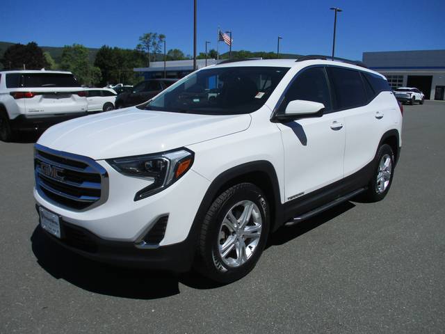 2020 GMC Terrain SLE AWD photo