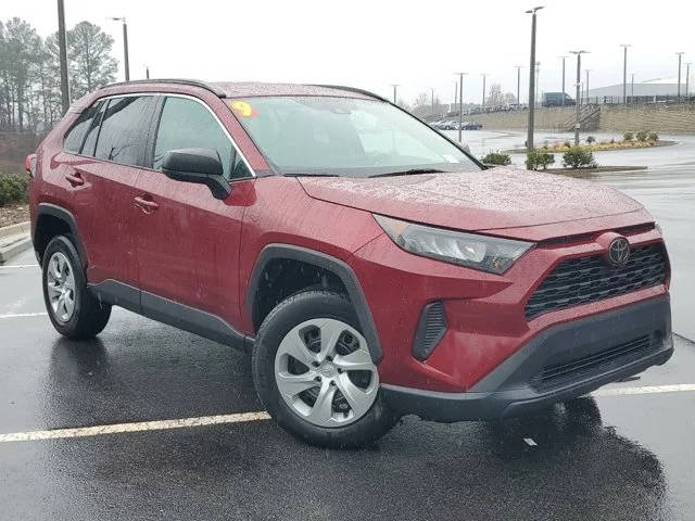 2019 Toyota RAV4 LE FWD photo