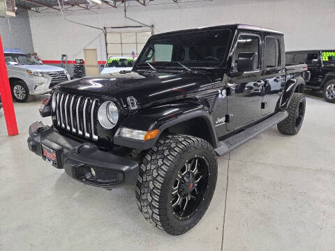 2020 Jeep Gladiator Overland 4WD photo