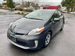 2015 Toyota Prius Three FWD photo