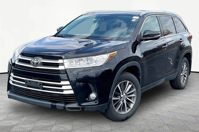 2019 Toyota Highlander XLE AWD photo