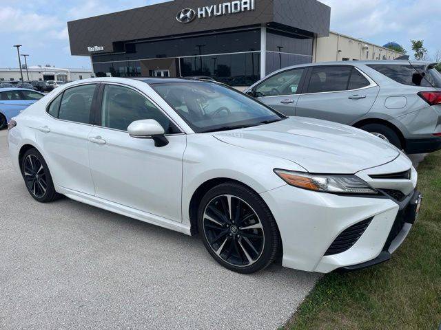2019 Toyota Camry XSE V6 FWD photo
