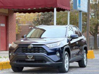 2019 Toyota RAV4 XLE FWD photo