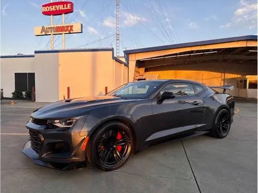 2019 Chevrolet Camaro ZL1 RWD photo