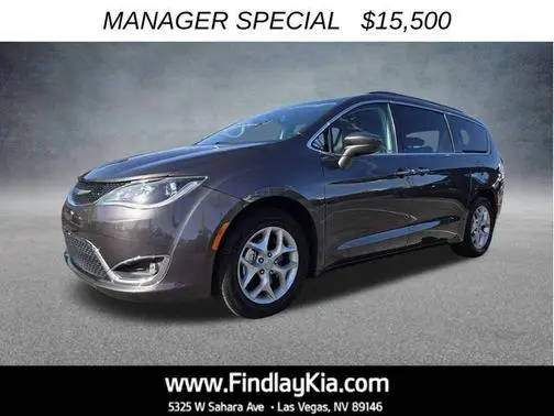 2019 Chrysler Pacifica Minivan Touring Plus FWD photo