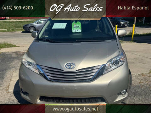 2015 Toyota Sienna XLE FWD photo