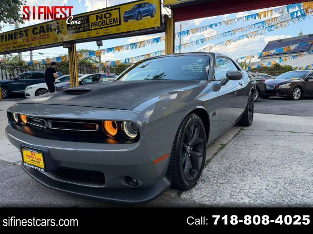 2019 Dodge Challenger R/T RWD photo
