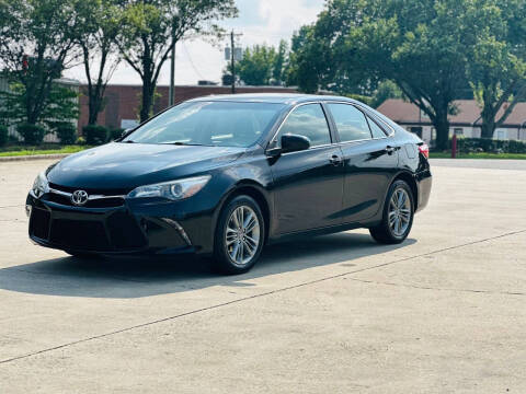 2017 Toyota Camry SE FWD photo