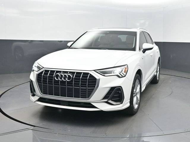 2019 Audi Q3 S line Premium Plus AWD photo