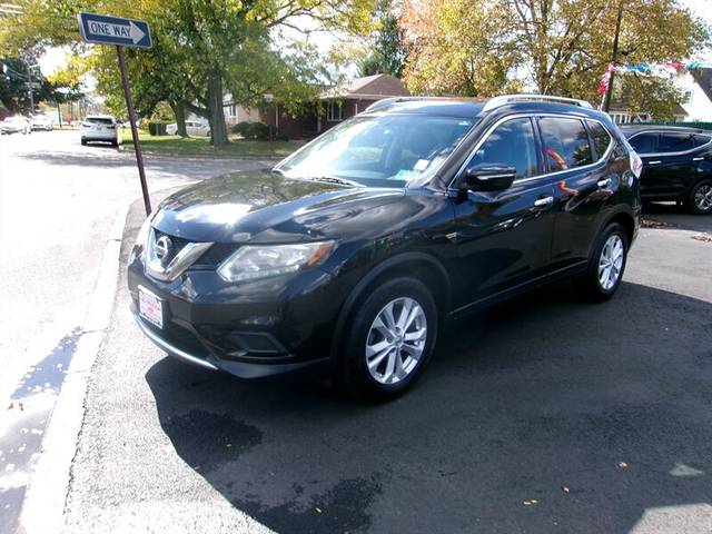 2015 Nissan Rogue SV FWD photo