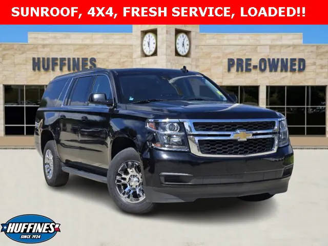 2019 Chevrolet Suburban LT 4WD photo