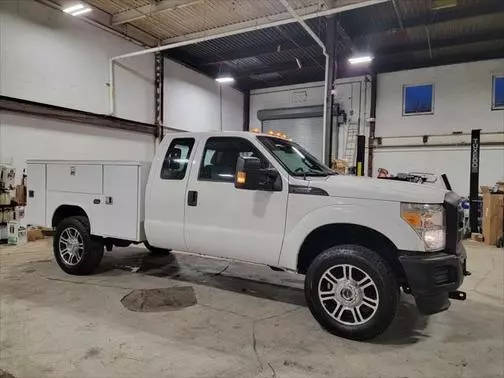 2015 Ford F-350 Super Duty XL 4WD photo