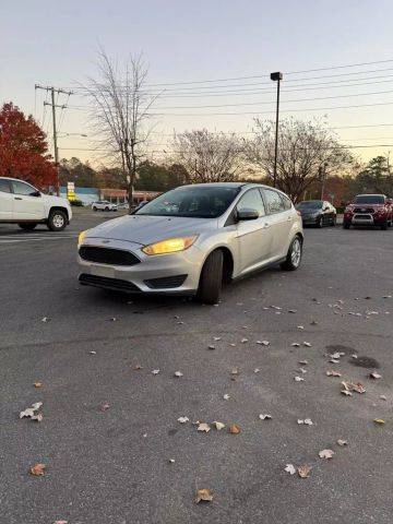 2016 Ford Focus SE FWD photo