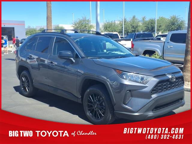 2019 Toyota RAV4 LE AWD photo