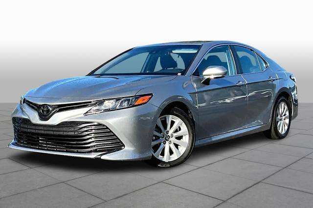 2019 Toyota Camry LE FWD photo