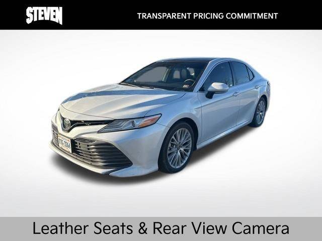 2019 Toyota Camry XLE FWD photo