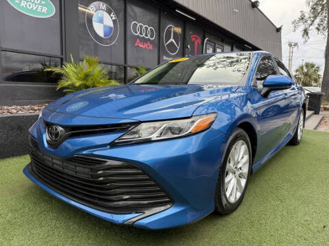 2019 Toyota Camry LE FWD photo
