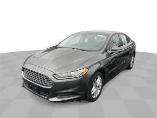 2016 Ford Fusion SE FWD photo