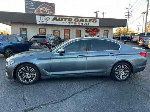2019 BMW 5 Series 530i xDrive AWD photo
