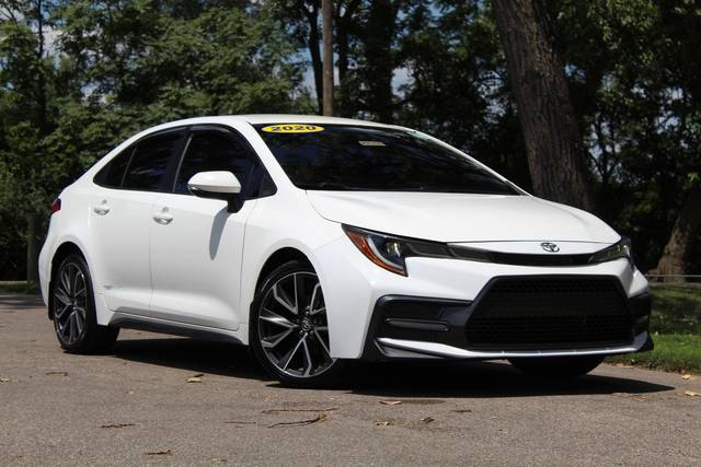 2020 Toyota Corolla SE FWD photo