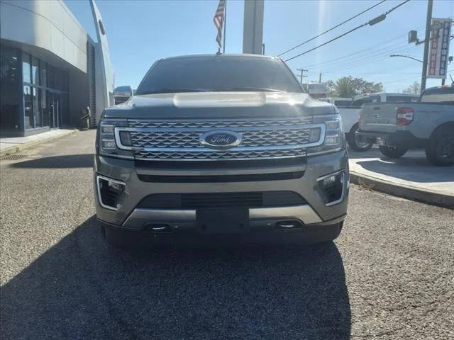 2019 Ford Expedition Max Platinum 4WD photo