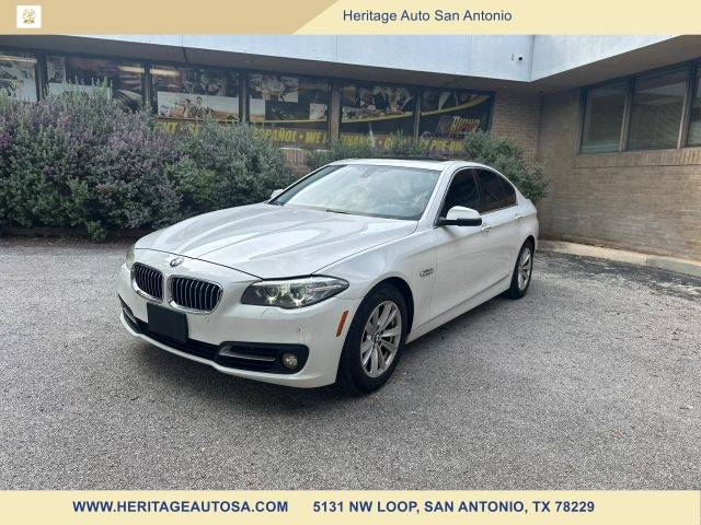 2016 BMW 5 Series 528i RWD photo
