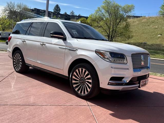 2019 Lincoln Navigator Reserve 4WD photo