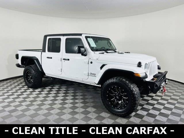 2020 Jeep Gladiator Overland 4WD photo