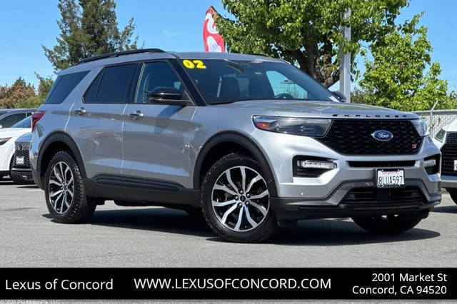 2020 Ford Explorer ST 4WD photo