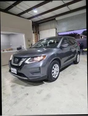 2018 Nissan Rogue S FWD photo