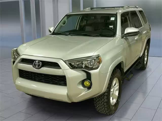 2018 Toyota 4Runner SR5 4WD photo