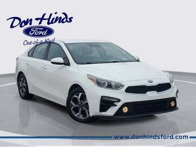2019 Kia Forte LXS FWD photo