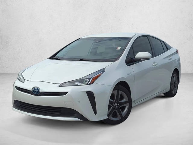 2019 Toyota Prius XLE FWD photo